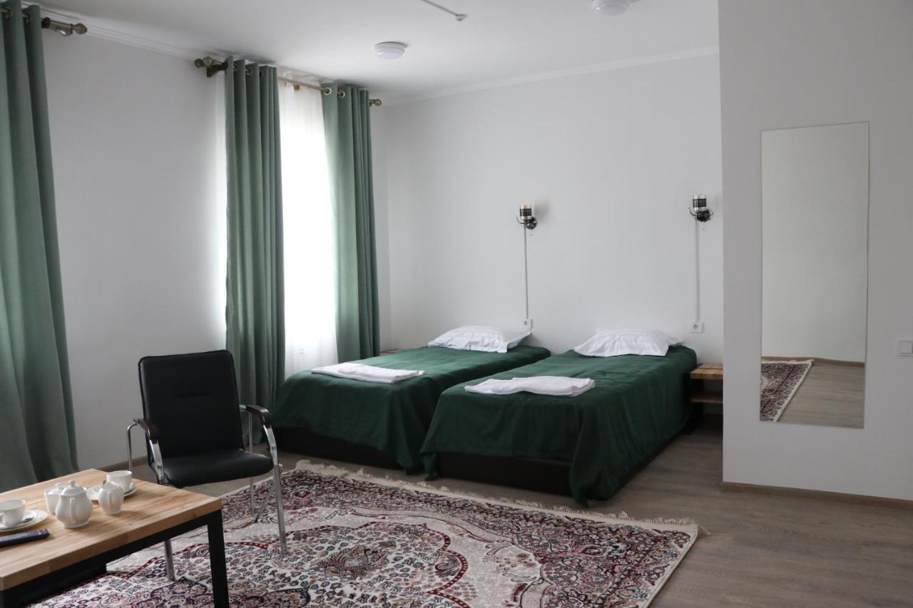 Issyk - Kol Hotel バルイクチ エクステリア 写真